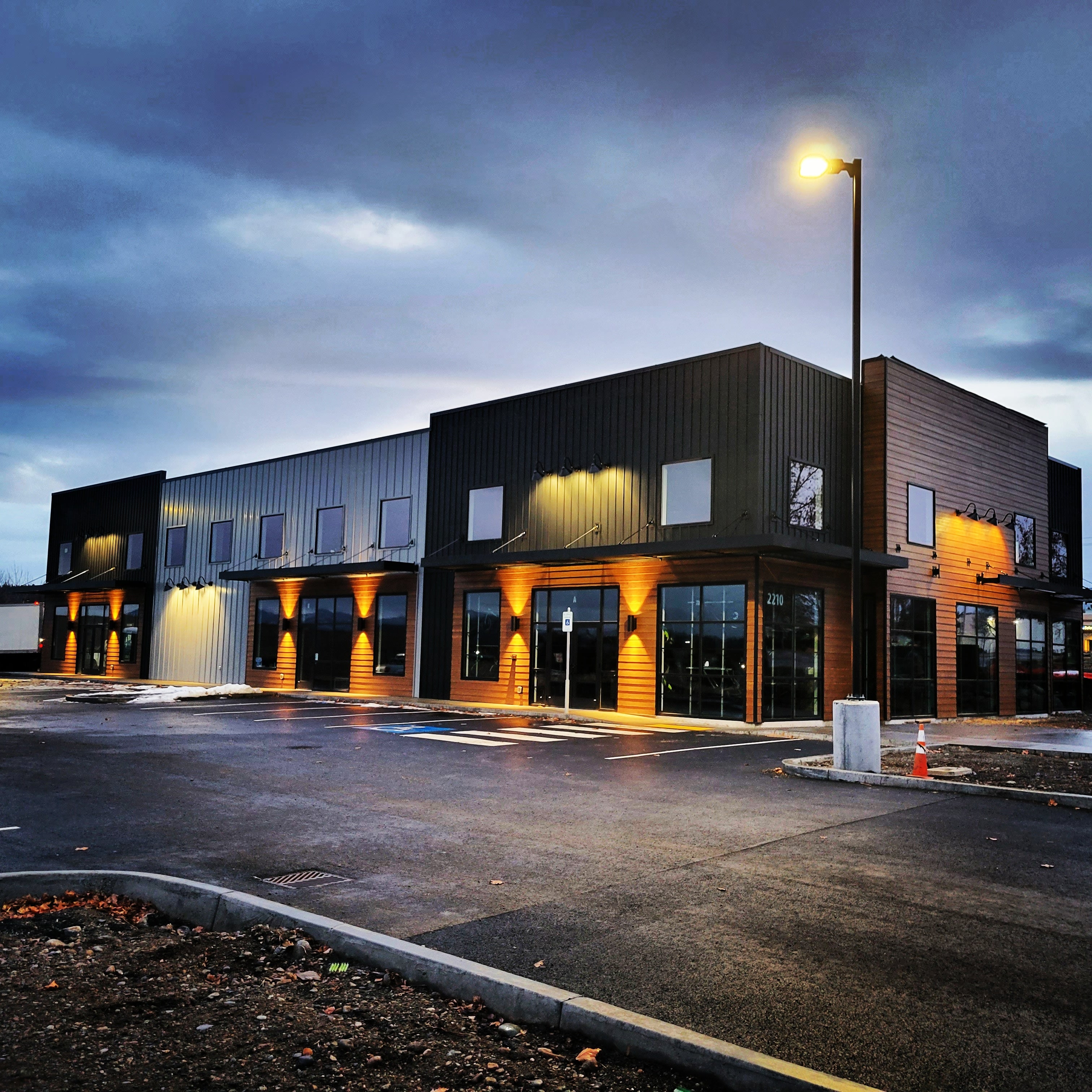 Red Oak Classic Barber Services in Liberty Lake, WA